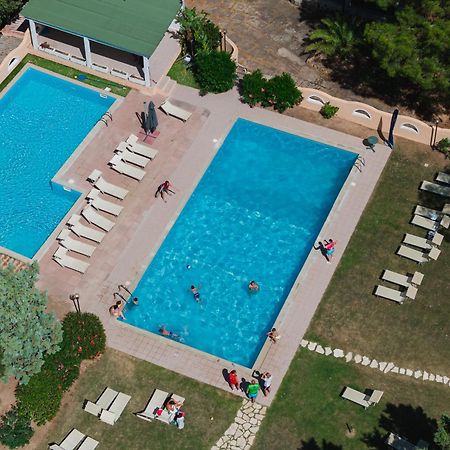 Amareclub Rocca Dorada Hotel Santa Margherita di Pula Exterior foto