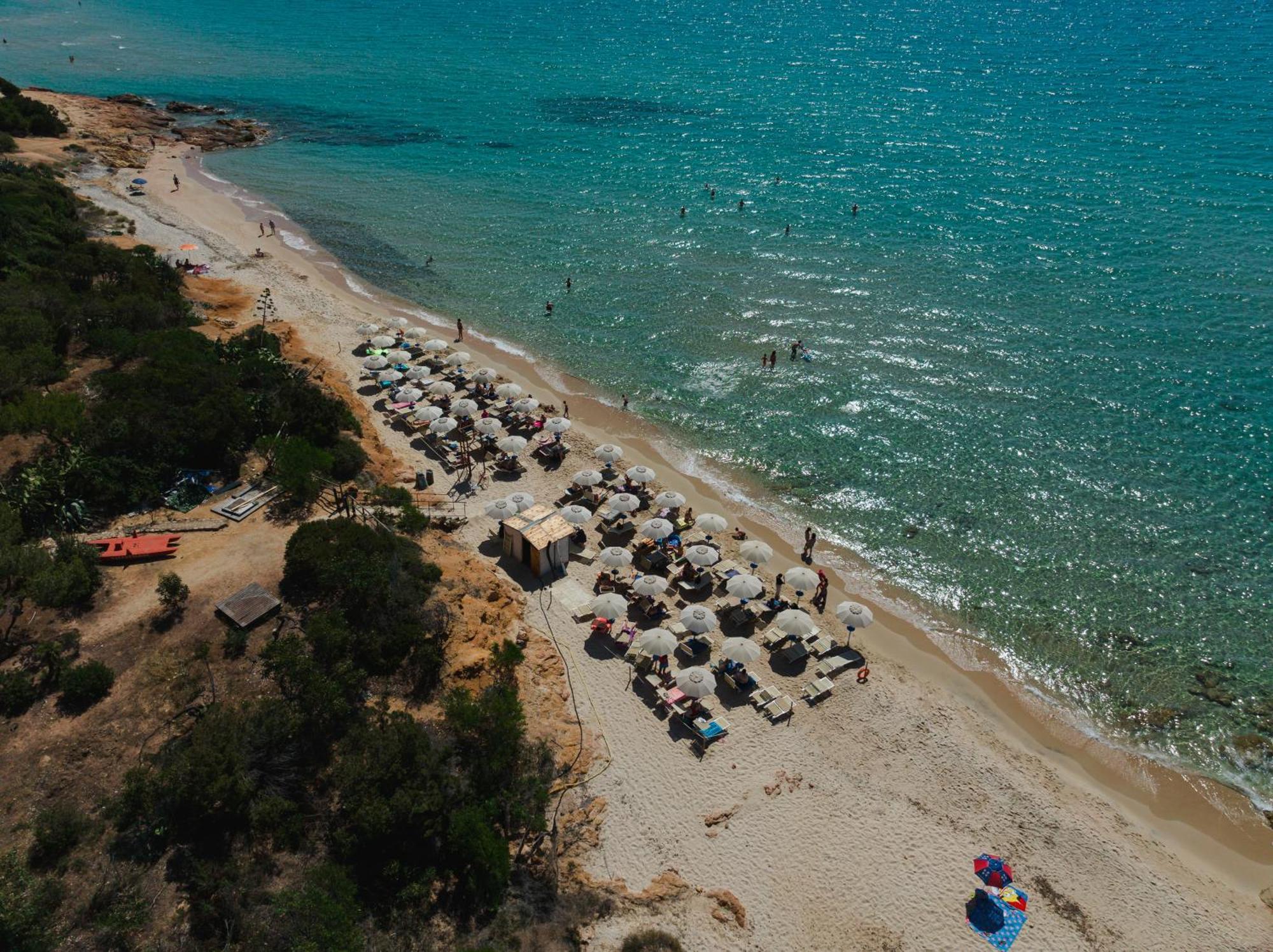 Amareclub Rocca Dorada Hotel Santa Margherita di Pula Exterior foto